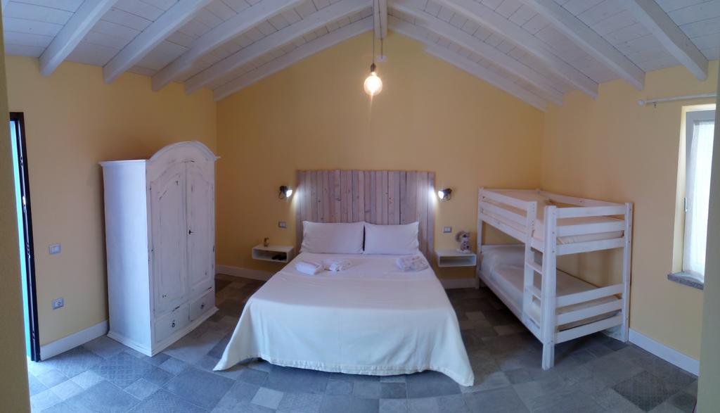 Casale Diletta Bed and Breakfast Castiadas Kamer foto