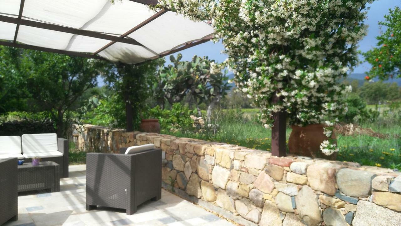 Casale Diletta Bed and Breakfast Castiadas Buitenkant foto